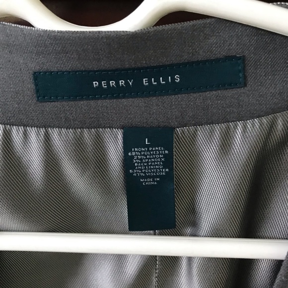 Perry Ellis vest - Picture 3 of 3